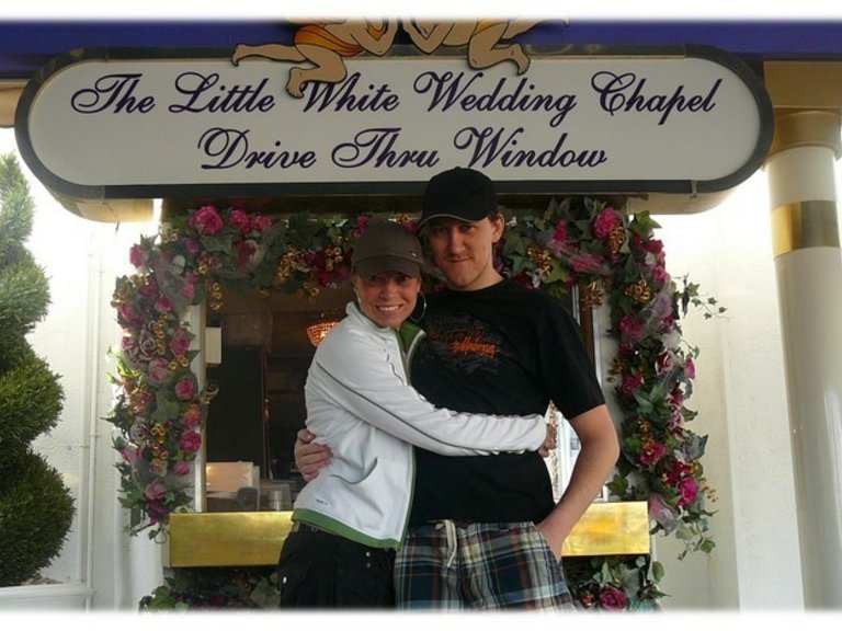 [Translate to Germany - deutsch:] Just married couple